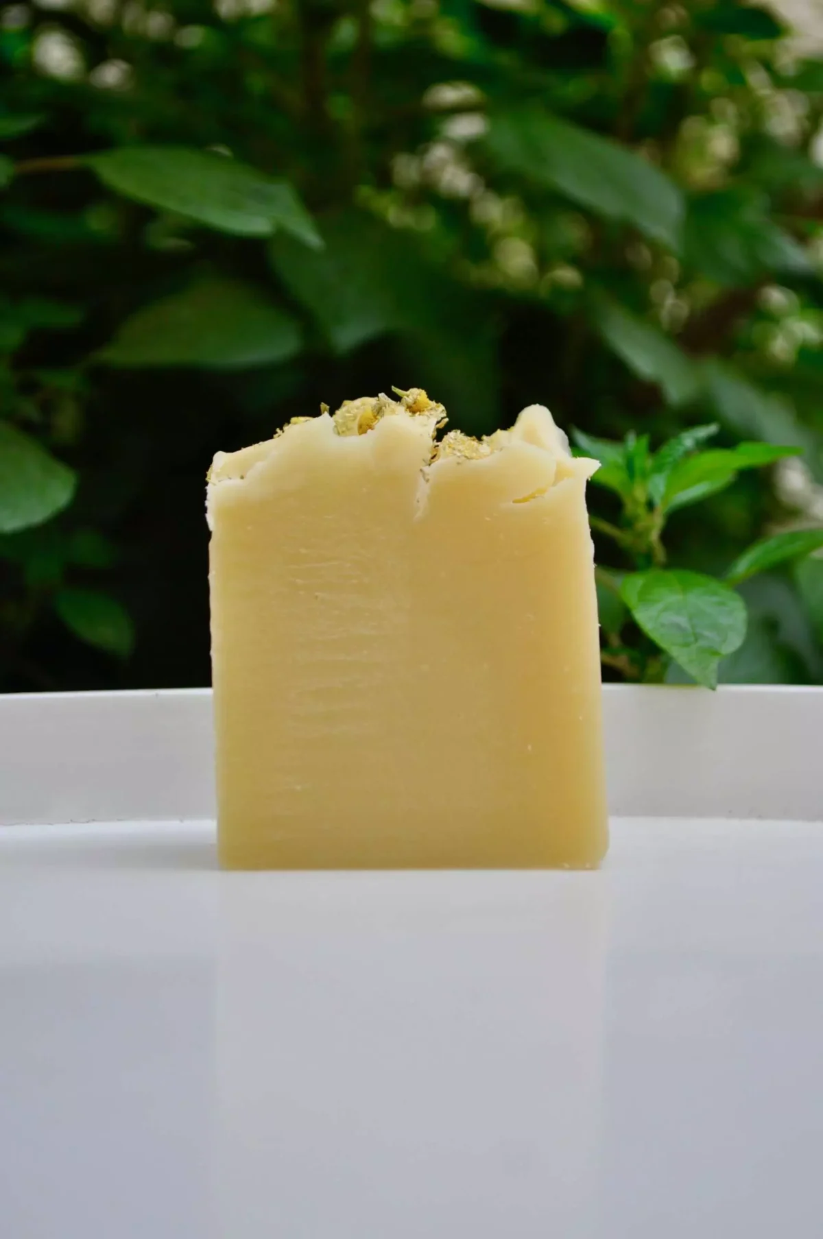 Sabahat Φυσικό Σαπούνι Χαμομήλι & Λεβάντα 110g – Για Μαλλιά, Πρόσωπο & Σώμα | Ιδανικό για Ευαίσθητο Δέρμα» - Image 2